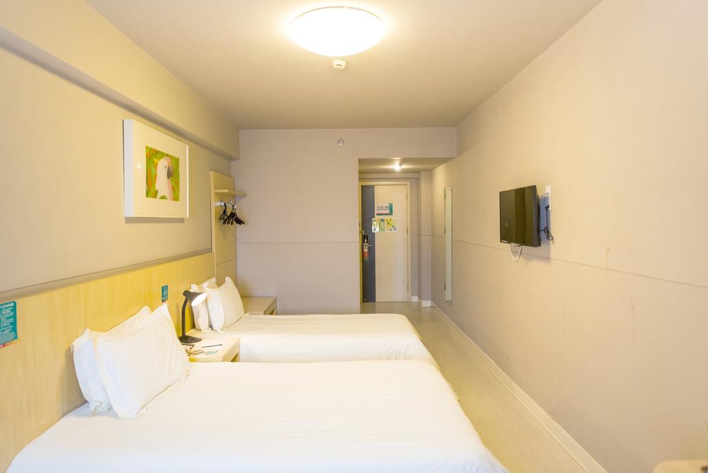 Jinjiang Inn Select Wuhan Chu Hehan Street Shuiguohu ภายนอก รูปภาพ