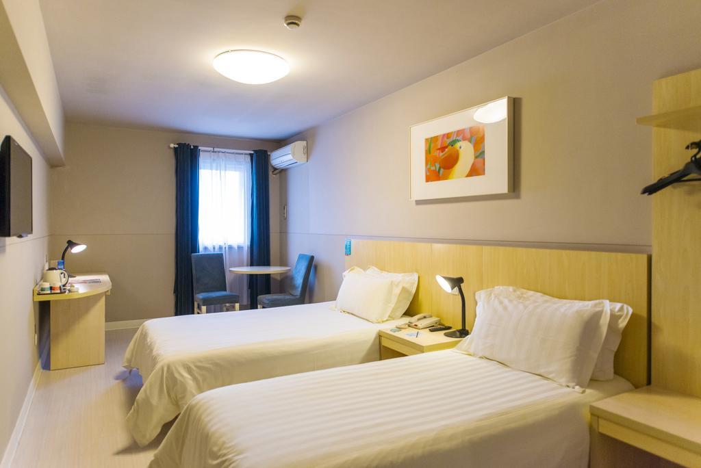 Jinjiang Inn Select Wuhan Chu Hehan Street Shuiguohu ภายนอก รูปภาพ