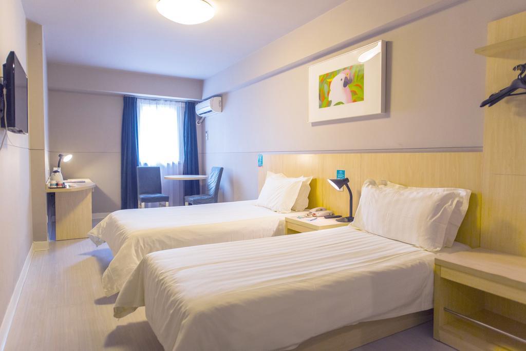 Jinjiang Inn Select Wuhan Chu Hehan Street Shuiguohu ภายนอก รูปภาพ